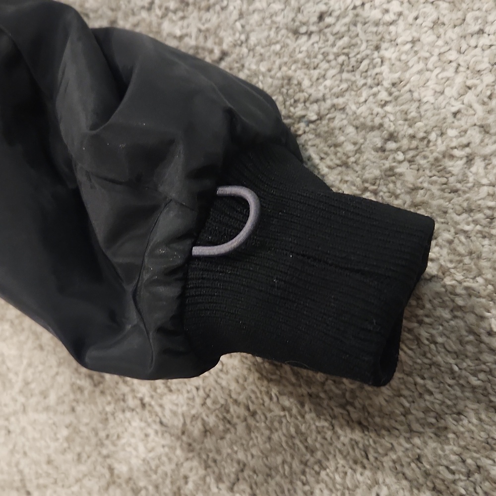 Columbia Black Jacket with Vibrant Pink Inside - Picture 4 of 4